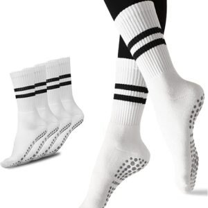 womens pilates socks with grips non slip yoga socks (复制)