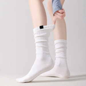 Custom Slouchy Scrunch Grip Socks Cotton Non-slip Grip Pilates Socks Custom high quality crew grip socks pilates grip socks pilates socks custom (复制)